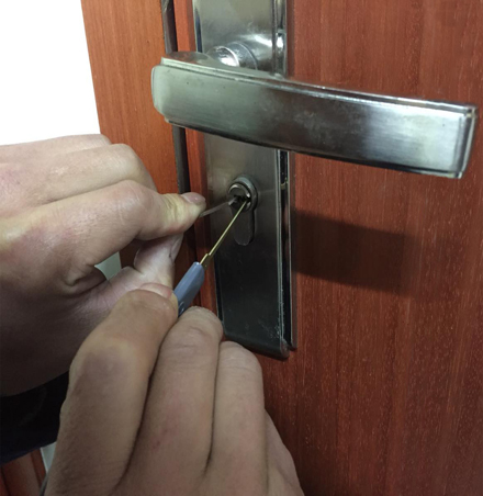 冕宁附近开锁 冕宁附近上门开锁